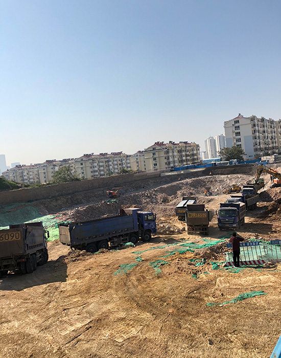 海燕策略斫研究论坛