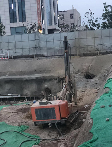 海燕策略斫研究论坛