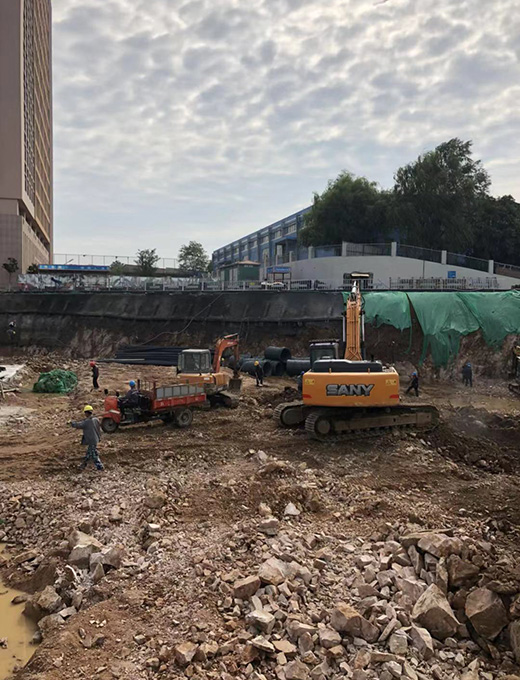 海燕策略斫研究论坛