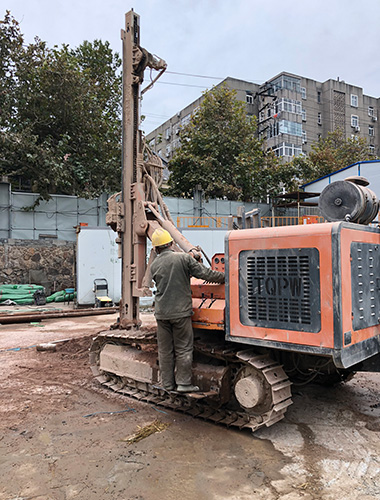 海燕策略斫研究论坛
