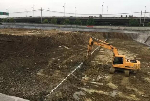 海燕策略斫研究论坛