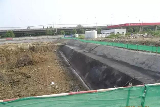 海燕策略斫研究论坛