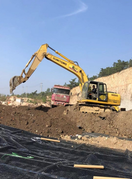 海燕策略斫研究论坛